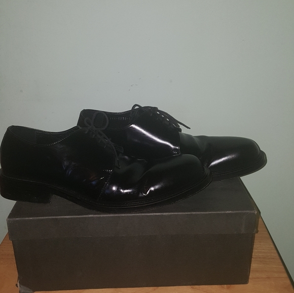 Gucci dress shoes - Picture 5 of 11